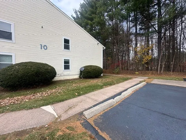 a house view with a outdoor space