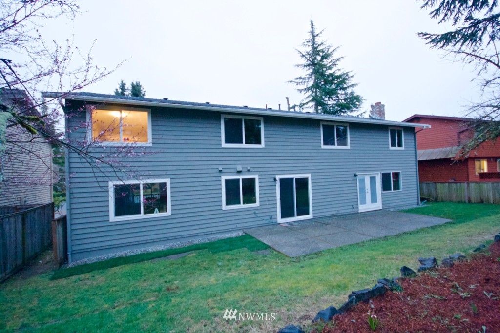 16653 160th Place Southeast Renton, WA 98058 - Photo 20 of 21
