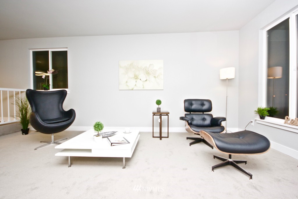 16653 160th Place Southeast Renton, WA 98058 - Photo 3 of 21