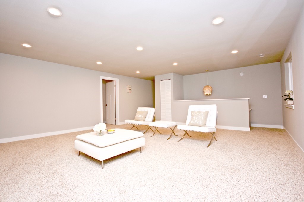 16653 160th Place Southeast Renton, WA 98058 - Photo 7 of 21