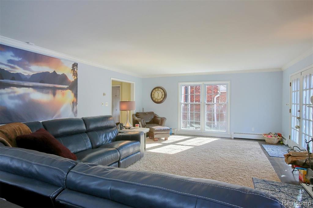 291 Touraine Road Grosse Pointe Farms, MI 48236 - Photo 5 of 35