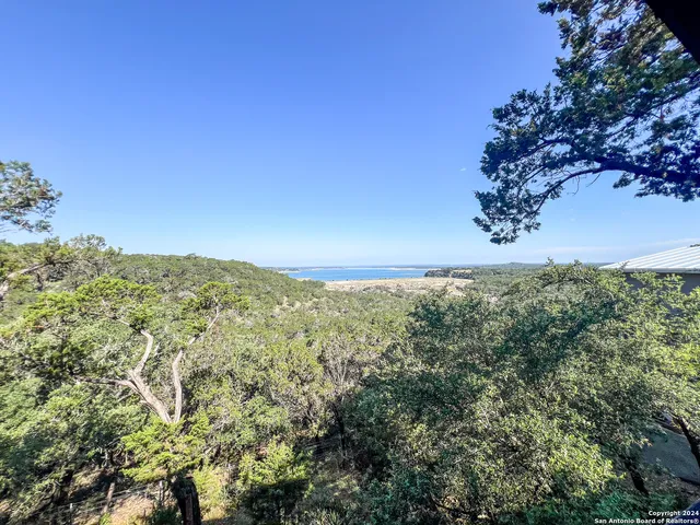 $1,250 | 1555 Arrowhead Drive, Canyon Lake, TX 78133