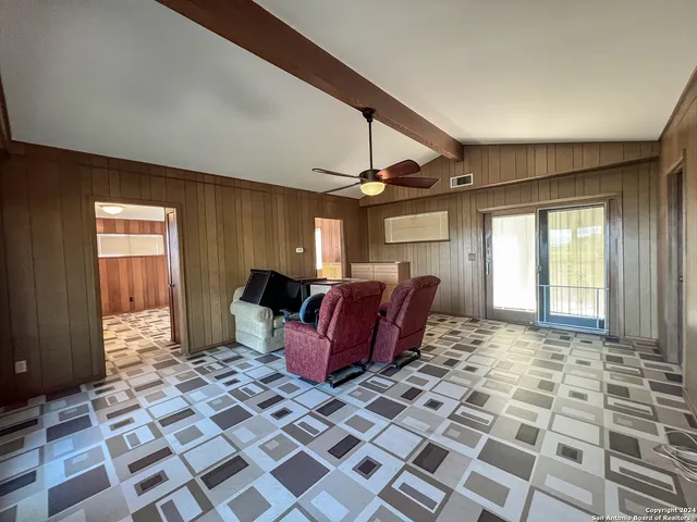 $1,250 | 1555 Arrowhead Drive, Canyon Lake, TX 78133