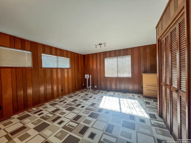 $1,250 | 1555 Arrowhead Drive, Canyon Lake, TX 78133