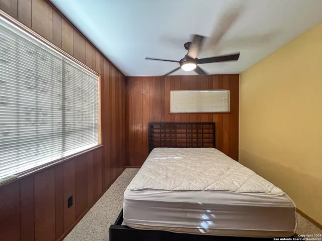 $1,250 | 1555 Arrowhead Drive, Canyon Lake, TX 78133