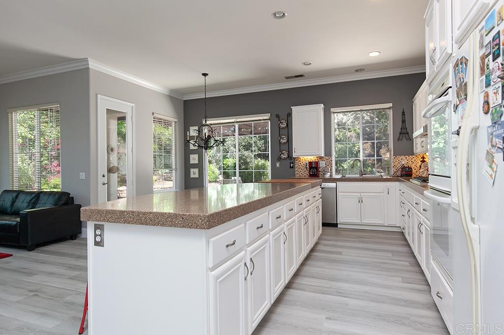 515 Sky Mesa Road Alpine, CA 91901 - Photo 6 of 25 Gallery Image 6