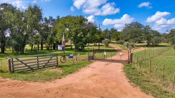 $399,000 | 3800 Habecker Lane, Mason, TX 76856
