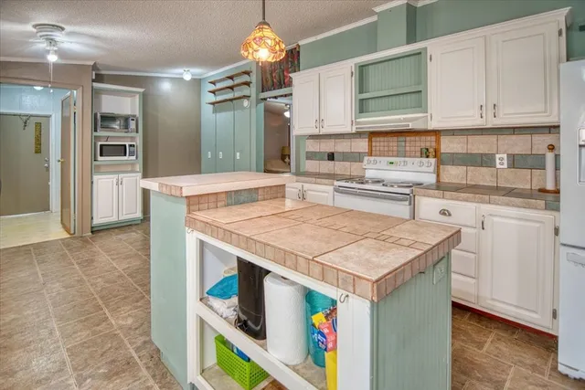 $399,000 | 3800 Habecker Lane, Mason, TX 76856