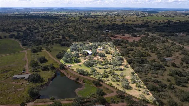 $399,000 | 3800 Habecker Lane, Mason, TX 76856