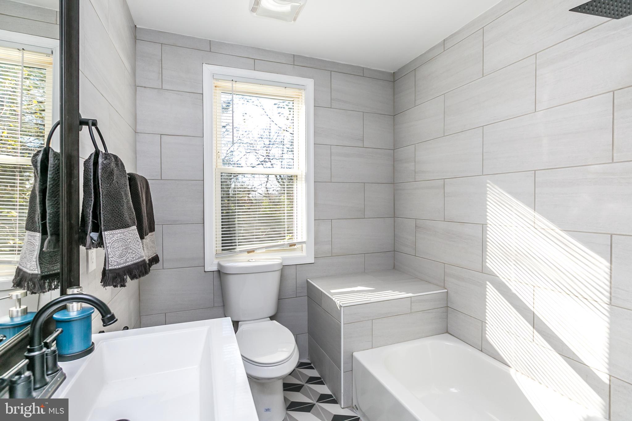 3816 Hillsdale Road Baltimore, MD 21207 - Photo 12 of 27 Gallery Image 12
