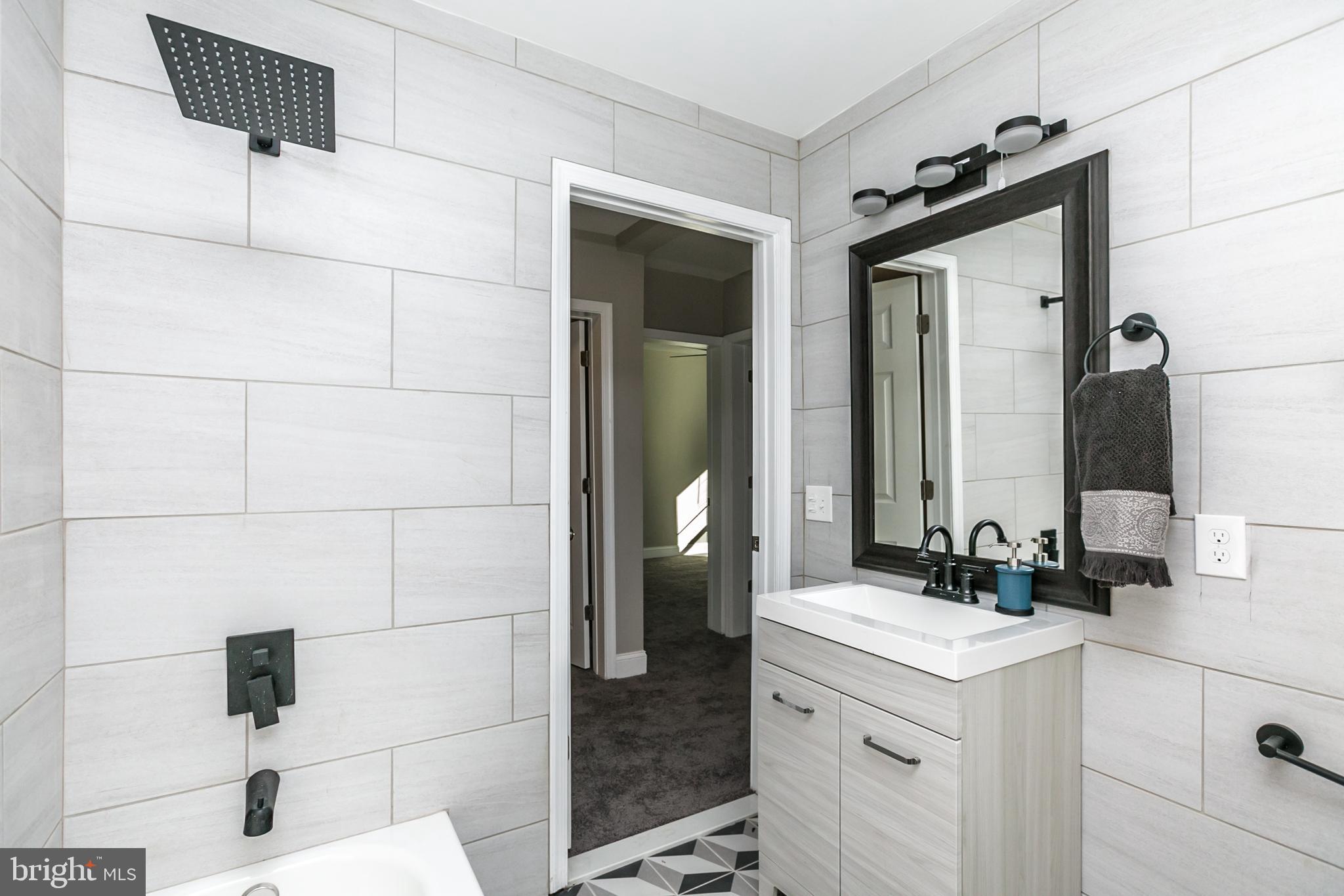 3816 Hillsdale Road Baltimore, MD 21207 - Photo 13 of 27 Gallery Image 13