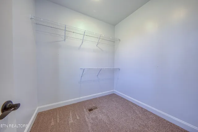 $1,395,900 | 300 Bluff Trace, Jacksboro, TN 37757