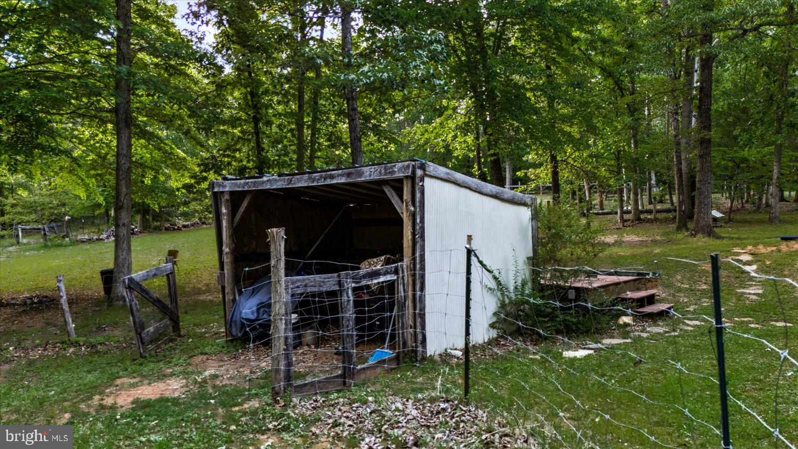 804 Buggy Lane Rochelle, VA 22738 - Photo 42 of 50 a view of a backyard