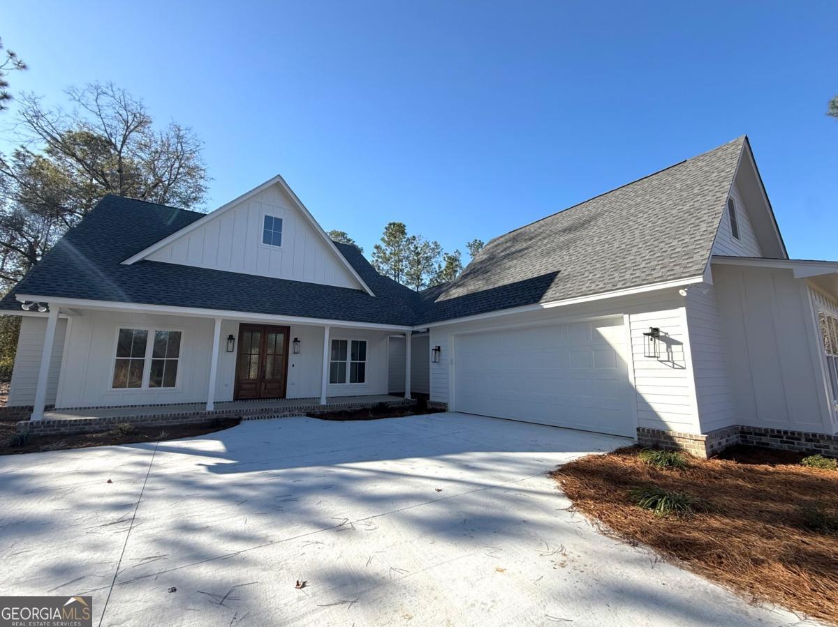 2302 Thomas Street Adel, GA 31620 - Photo 2 of 26