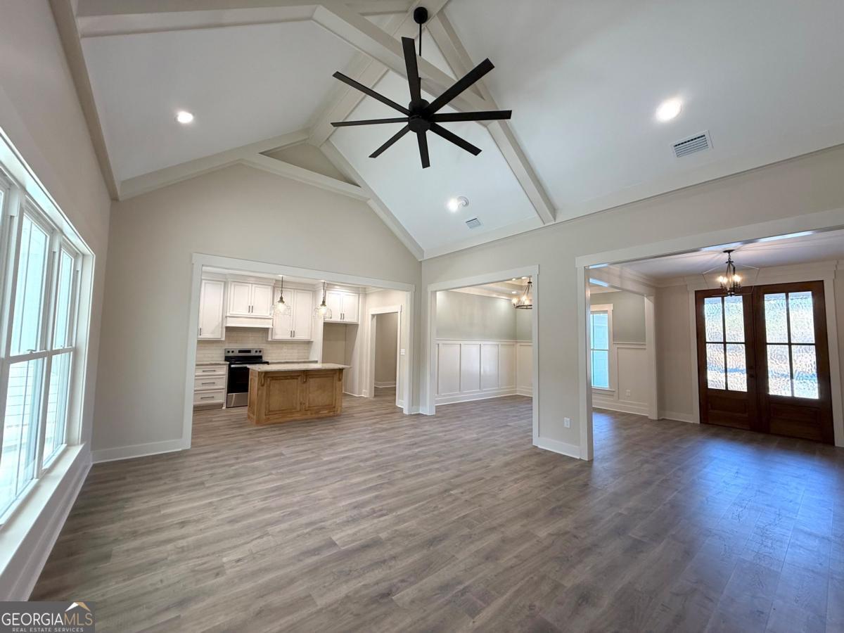 2302 Thomas Street Adel, GA 31620 - Photo 5 of 26