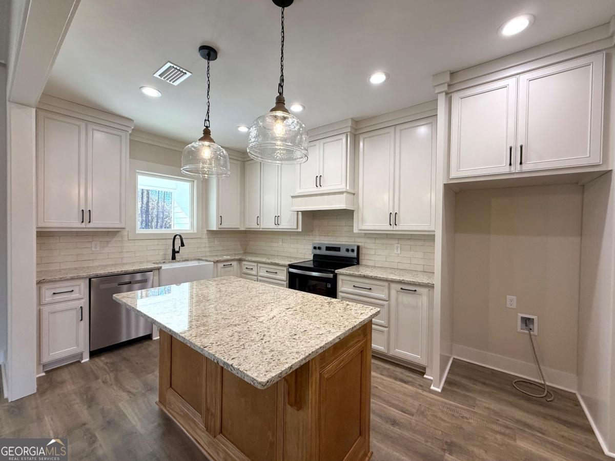 2302 Thomas Street Adel, GA 31620 - Photo 8 of 26