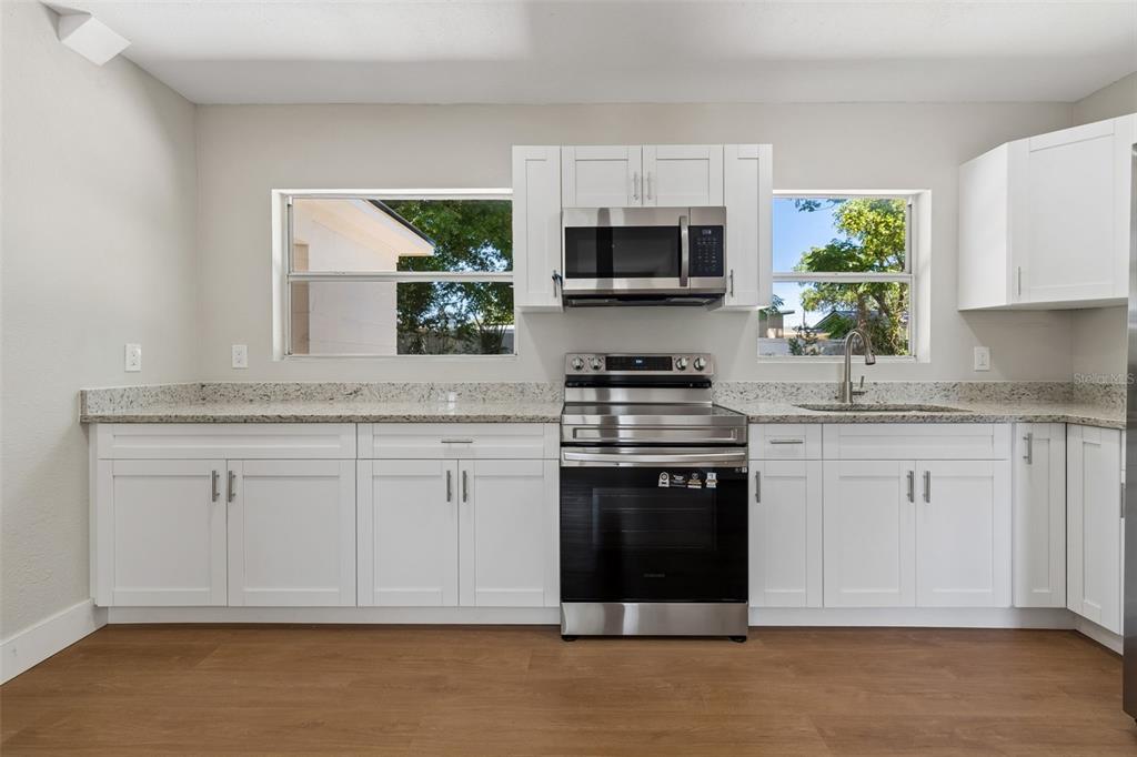 11206 North Arden Avenue Tampa, FL 33612 - Photo 11 of 40