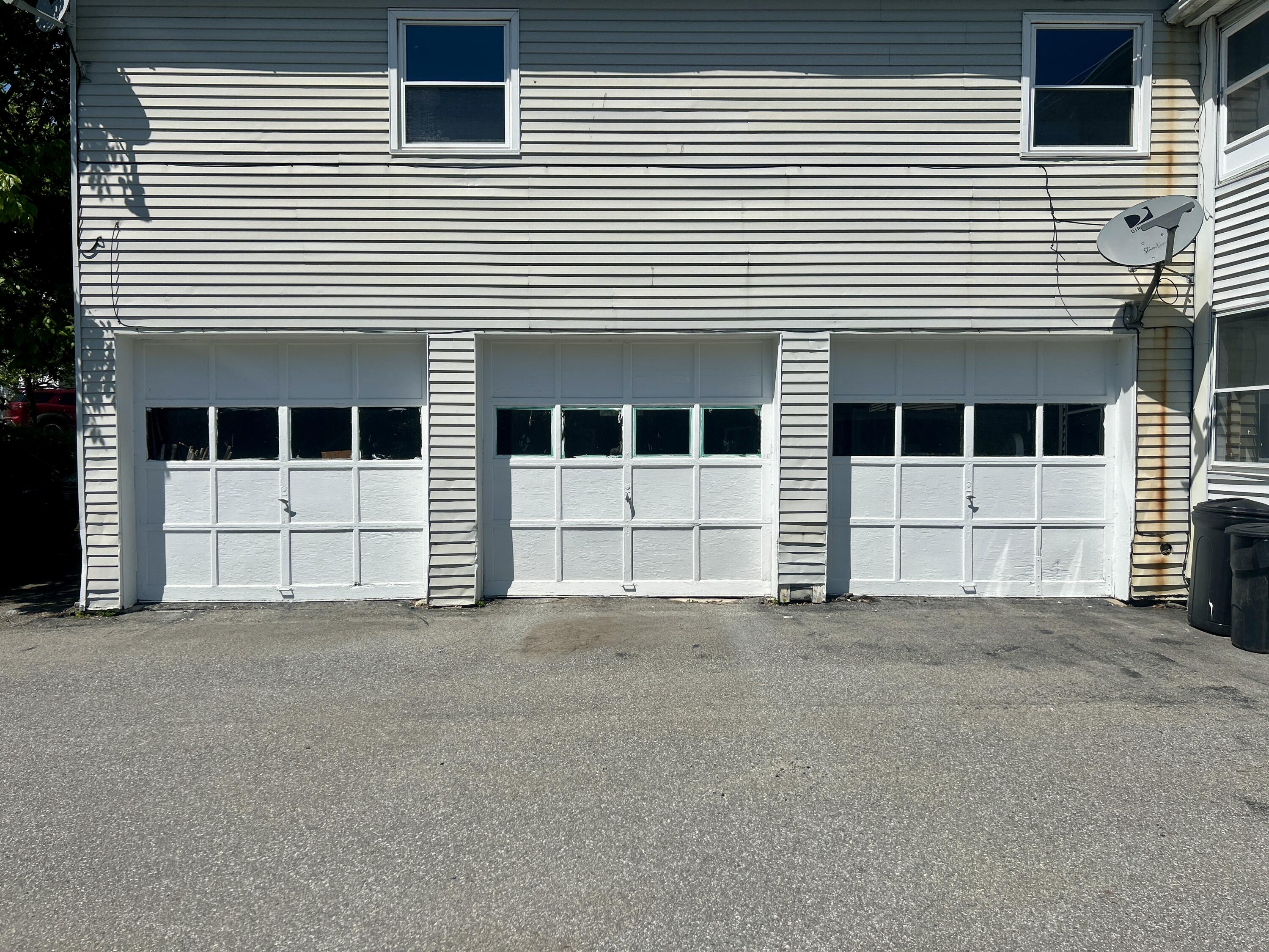 34 Gage Street Augusta, ME 04330 - Photo 21 of 25 Attached 3-bay garage - very unique