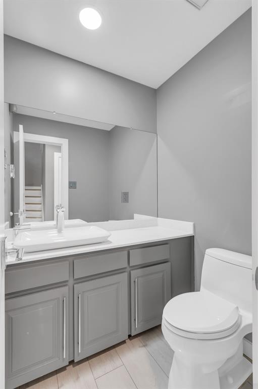 1424 Hampton Road Grapevine, TX 76051 - Photo 13 of 30