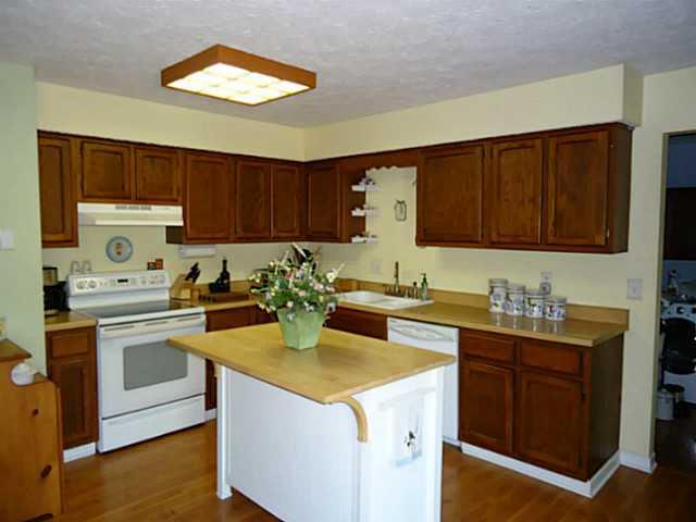 352 Raintree Drive Danville, IN 46122 - Photo 2 of 12 Gallery Image 2