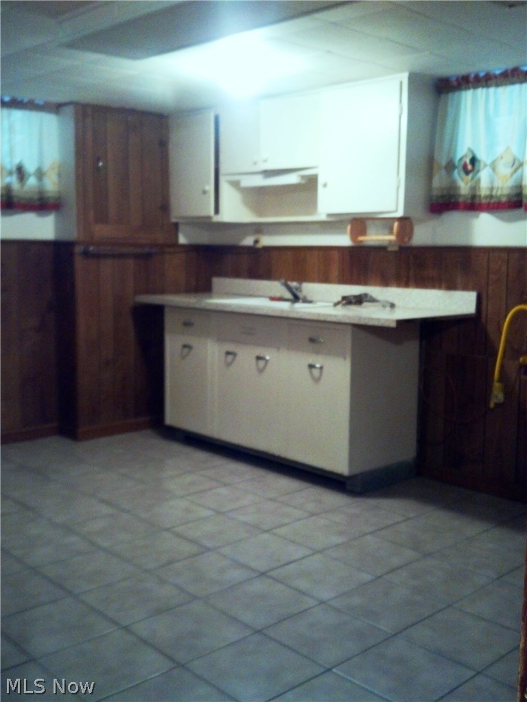 3313 Ralph Avenue Cleveland, OH 44109 - Photo 10 of 11 Gallery Image 10