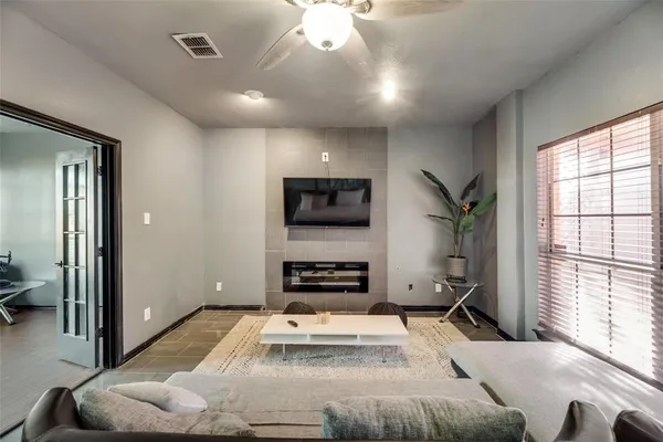 $2,750 | 4547 Buckingham Drive, Grand Prairie, TX 75052