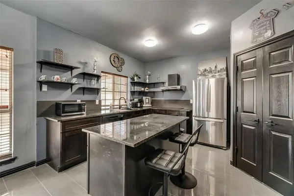 $2,750 | 4547 Buckingham Drive, Grand Prairie, TX 75052