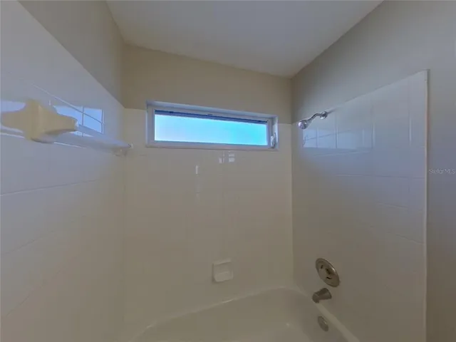 $2,519 | Undisclosed Address, Bradenton, FL 34203