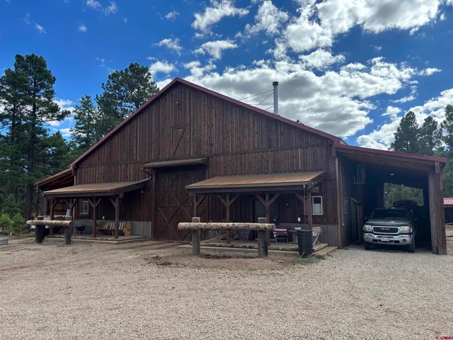 a house view with a outdoor space