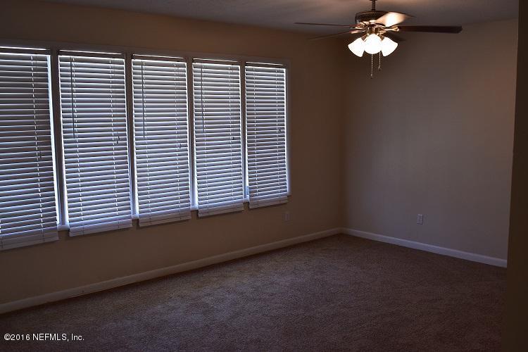 811 Barbados Road Jacksonville, FL 32216 - Photo 11 of 38 DSC_0116