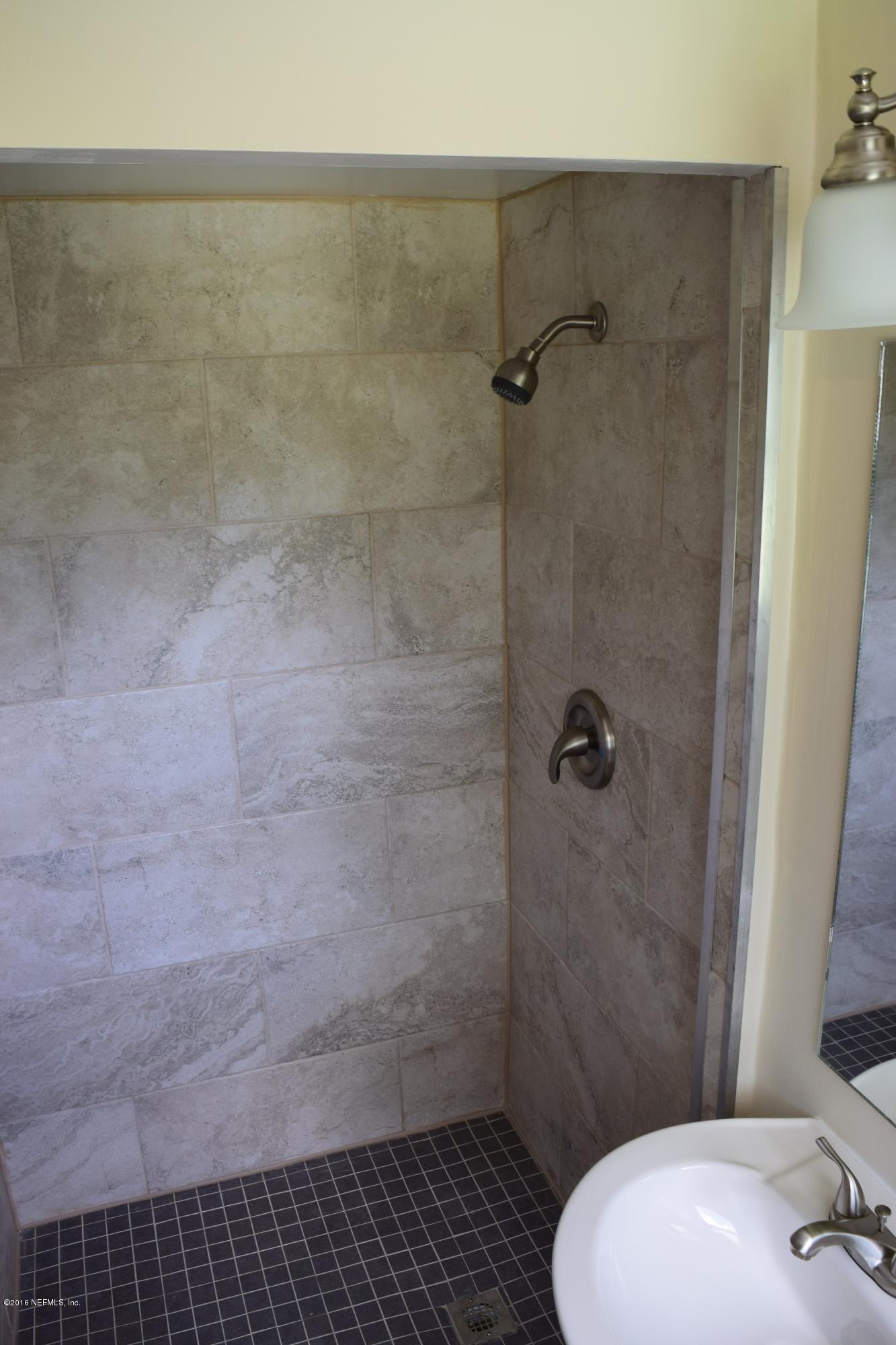 811 Barbados Road Jacksonville, FL 32216 - Photo 17 of 38 DSC_0139