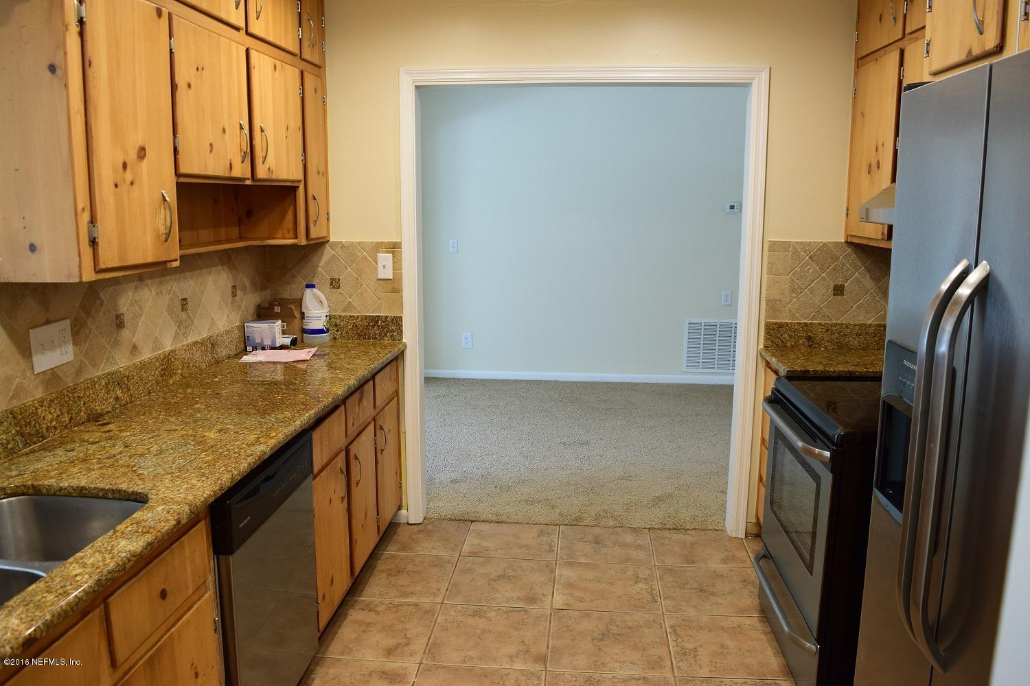 811 Barbados Road Jacksonville, FL 32216 - Photo 6 of 38 DSC_0127