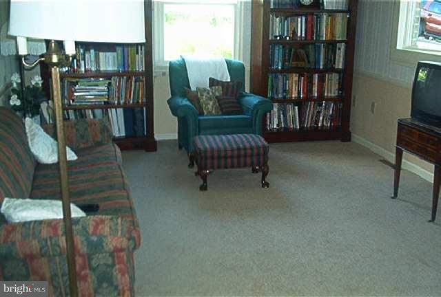 450 Beaver Road Harrisburg, PA 17112 - Photo 3 of 5 Gallery Image 3