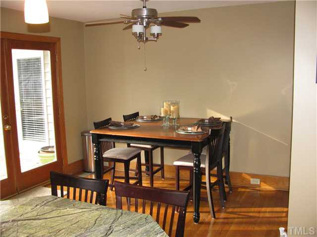 10321 Grafton Road Raleigh, NC 27615 - Photo 6 of 12 Breakfast Area