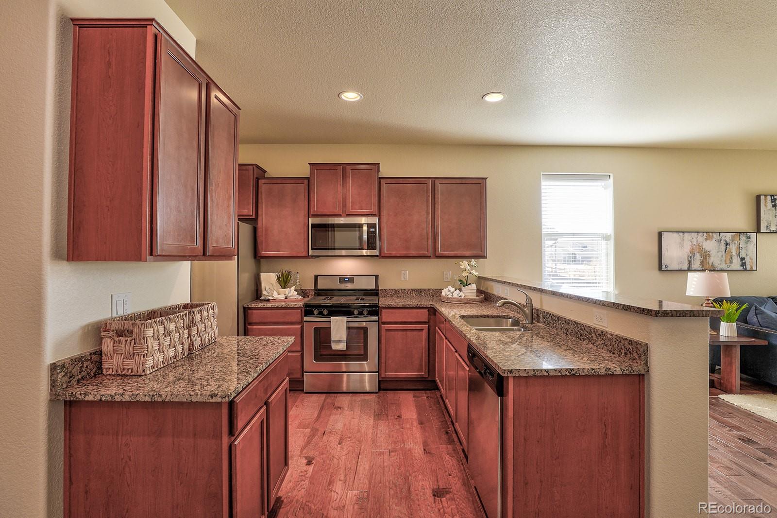 5779 Desert Inn Loop Elizabeth, CO 80107 - Photo 8 of 36 Gallery Image 8
