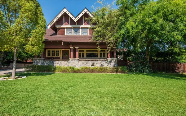 $1,450,000 | 208 Highland Place, Monrovia, CA 91016