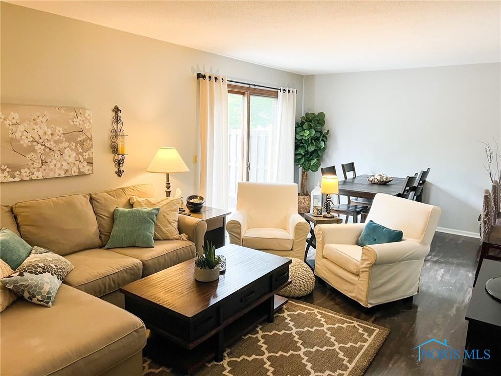 1212 Hidden Ridge Road, Unit E Toledo, OH 43615 - Photo 2 of 24 Gallery Image 2