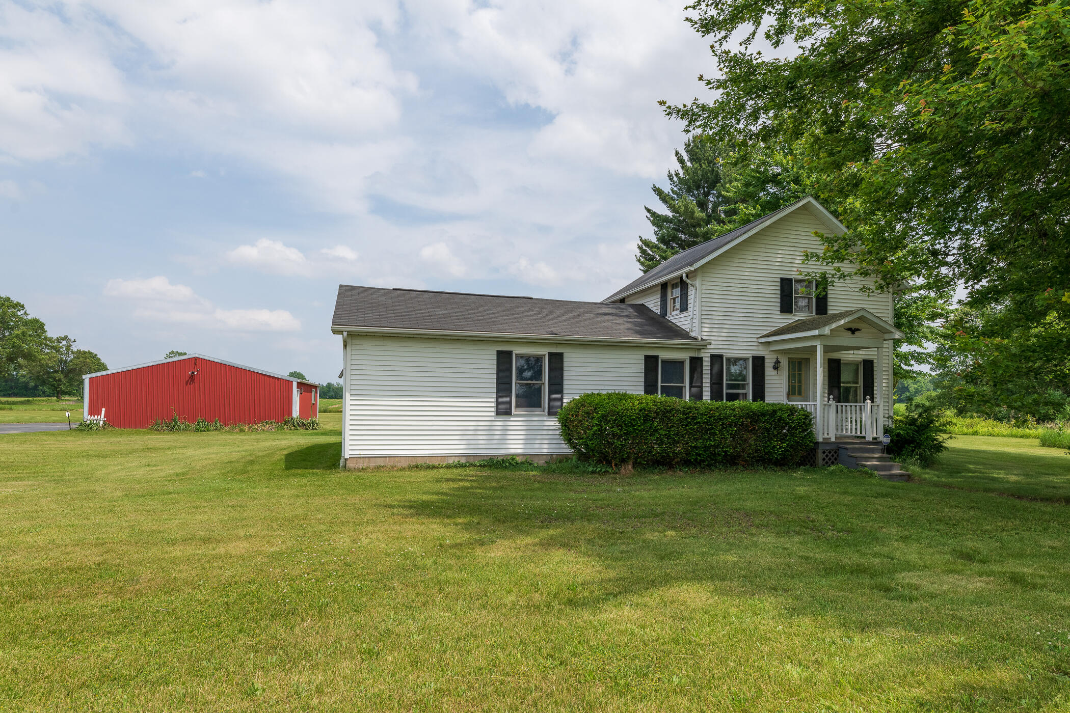 56049 Buckhorn Road Three Rivers, MI 49093 - Photo 1 of 68 56049 Buckhorn Rd-48