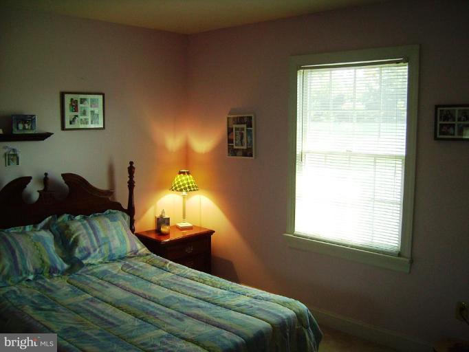 33 Rockland Road Westminster, MD 21158 - Photo 3 of 20 Bedroom #2