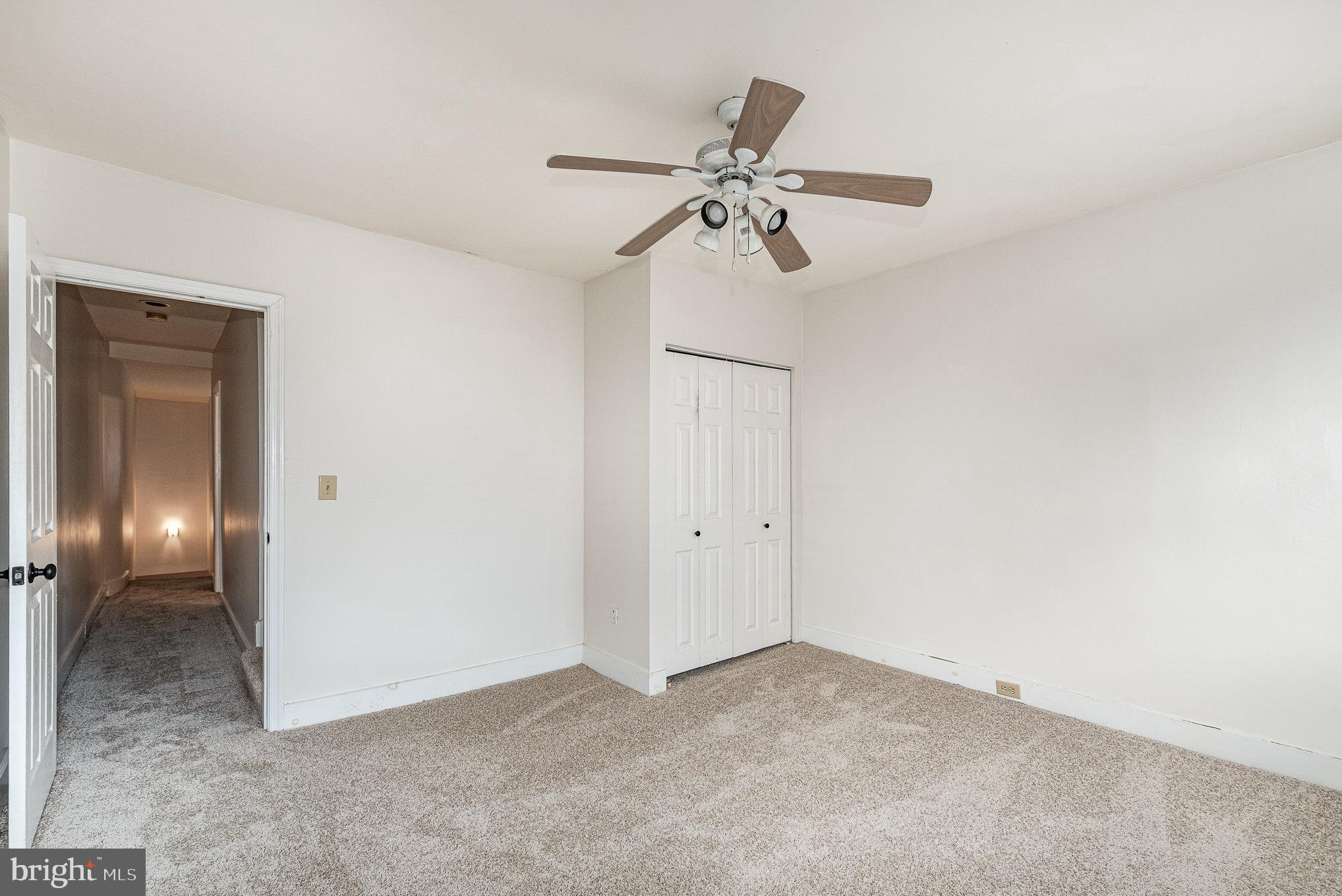 664 Washington Boulevard Baltimore, MD 21230 - Photo 14 of 30 a view of a livingroom with a fan