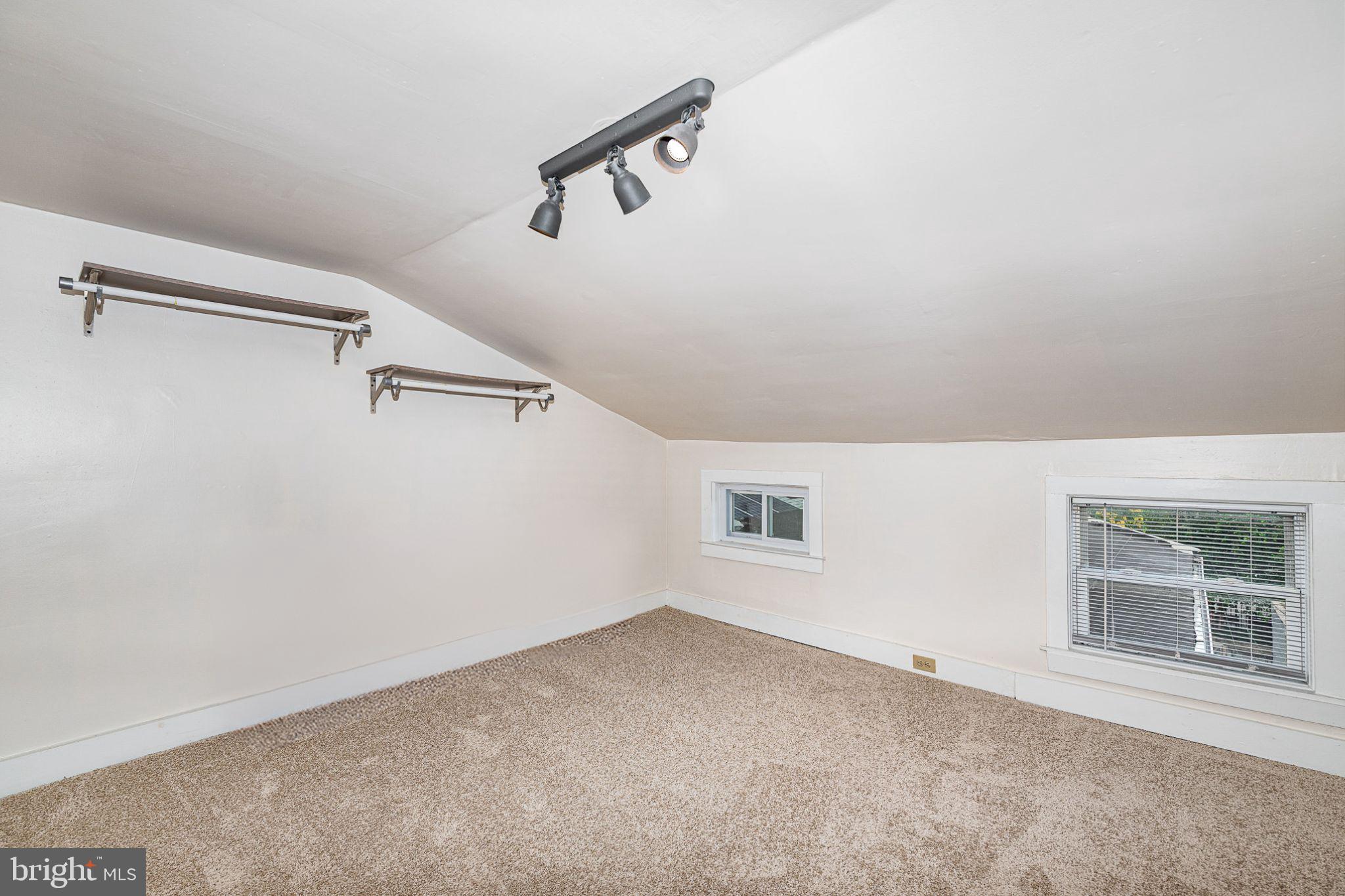 664 Washington Boulevard Baltimore, MD 21230 - Photo 19 of 30 a view of an empty room with a window