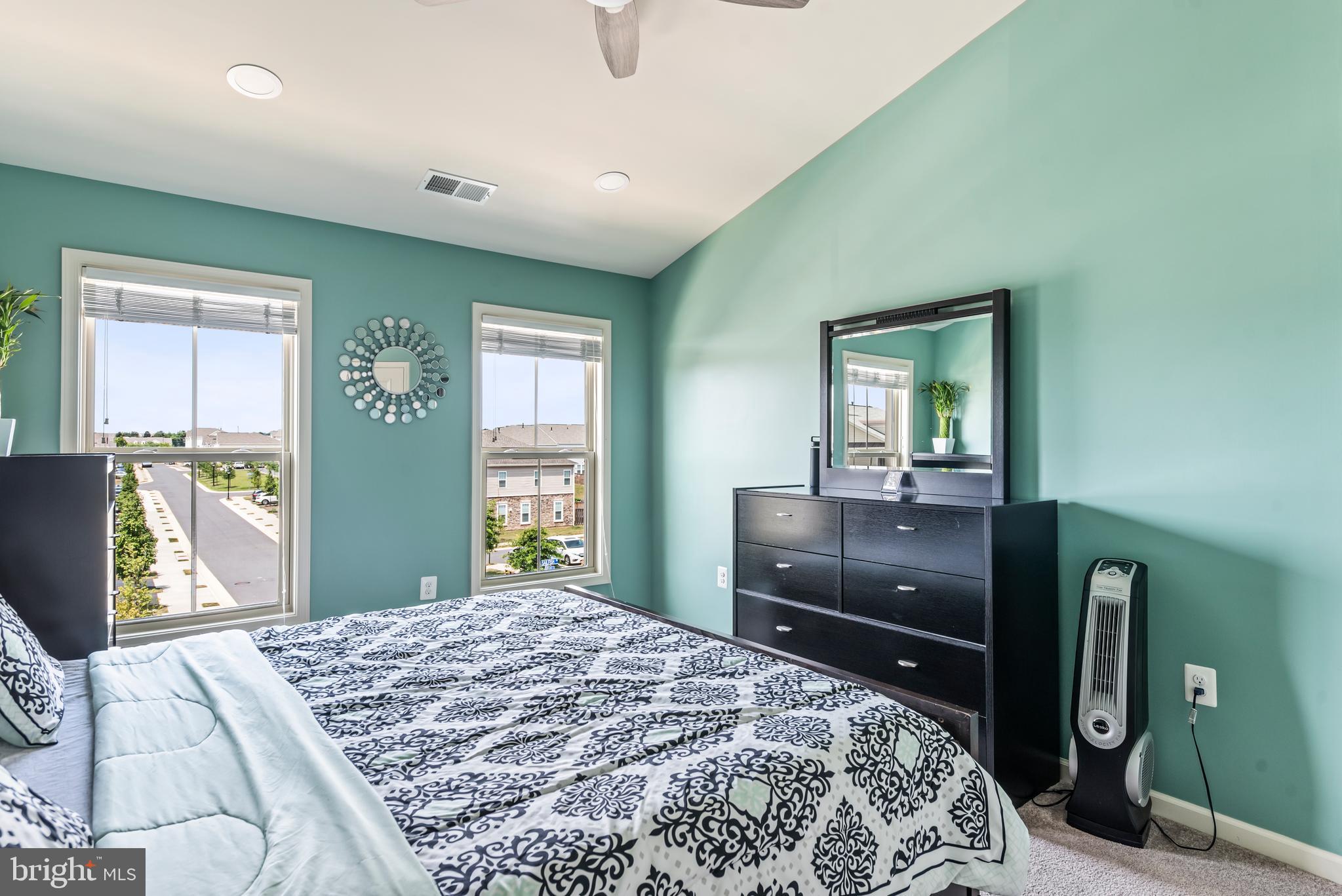 23638 Sailfish Square Brambleton, VA 20148 - Photo 26 of 50
