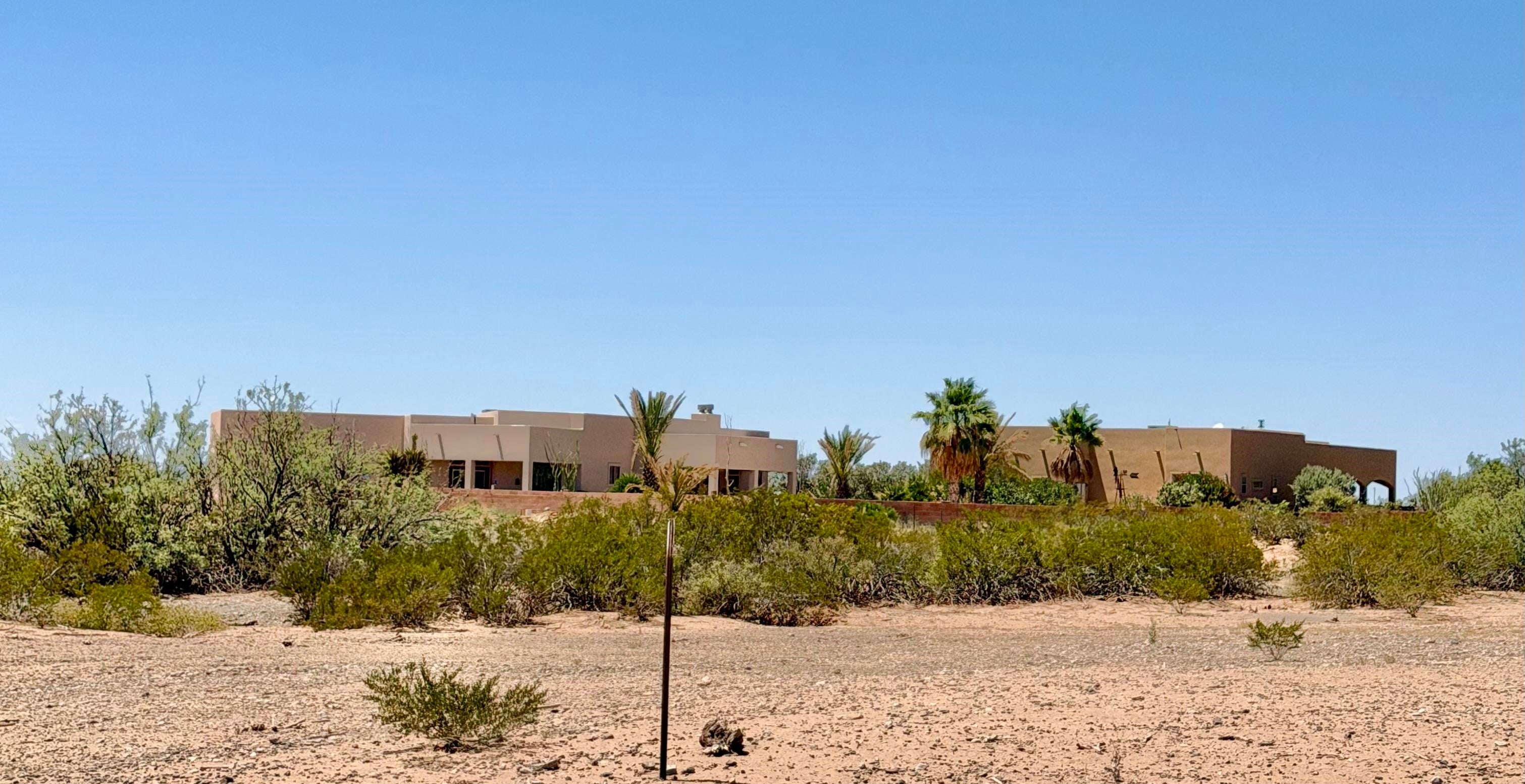 88 Taylor Ranch Road Alamogordo, NM 88310 - Photo 1 of 99 Gallery Image 1