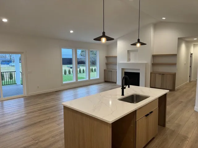 $579,900 | 2214 Sierra Avenue, Holmen, WI 54636