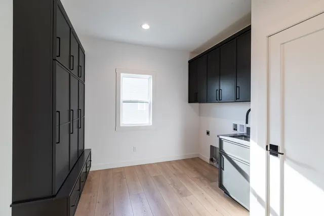 $579,900 | 2214 Sierra Avenue, Holmen, WI 54636