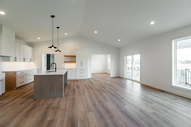 $579,900 | 2214 Sierra Avenue, Holmen, WI 54636