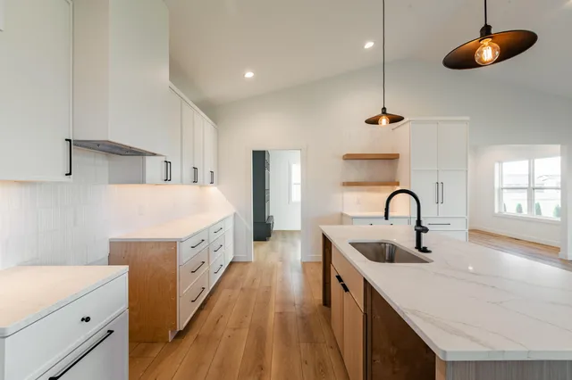 $579,900 | 2214 Sierra Avenue, Holmen, WI 54636