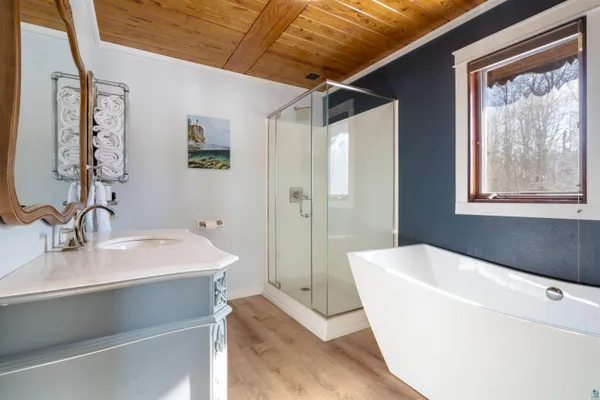 $649,900 | 11923 East County Rd B, Lake Nebagamon, WI 54849