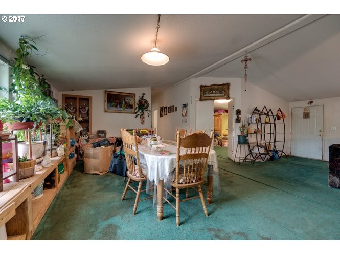 16641 Southeast Woodland Heights Road Amity, OR 97101 - Photo 5 of 6