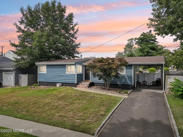 $615,000 | 3 Duke Lane, Hazlet, NJ 07730